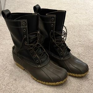 LL Bean Boots. Dark brown. Great condition.